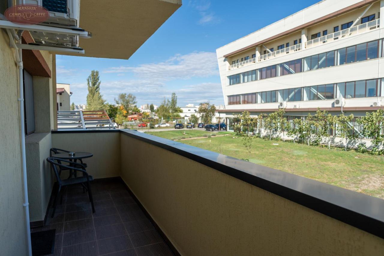 Campus Caffe Mansion Ξενοδοχείο Μπουζάου Εξωτερικό φωτογραφία